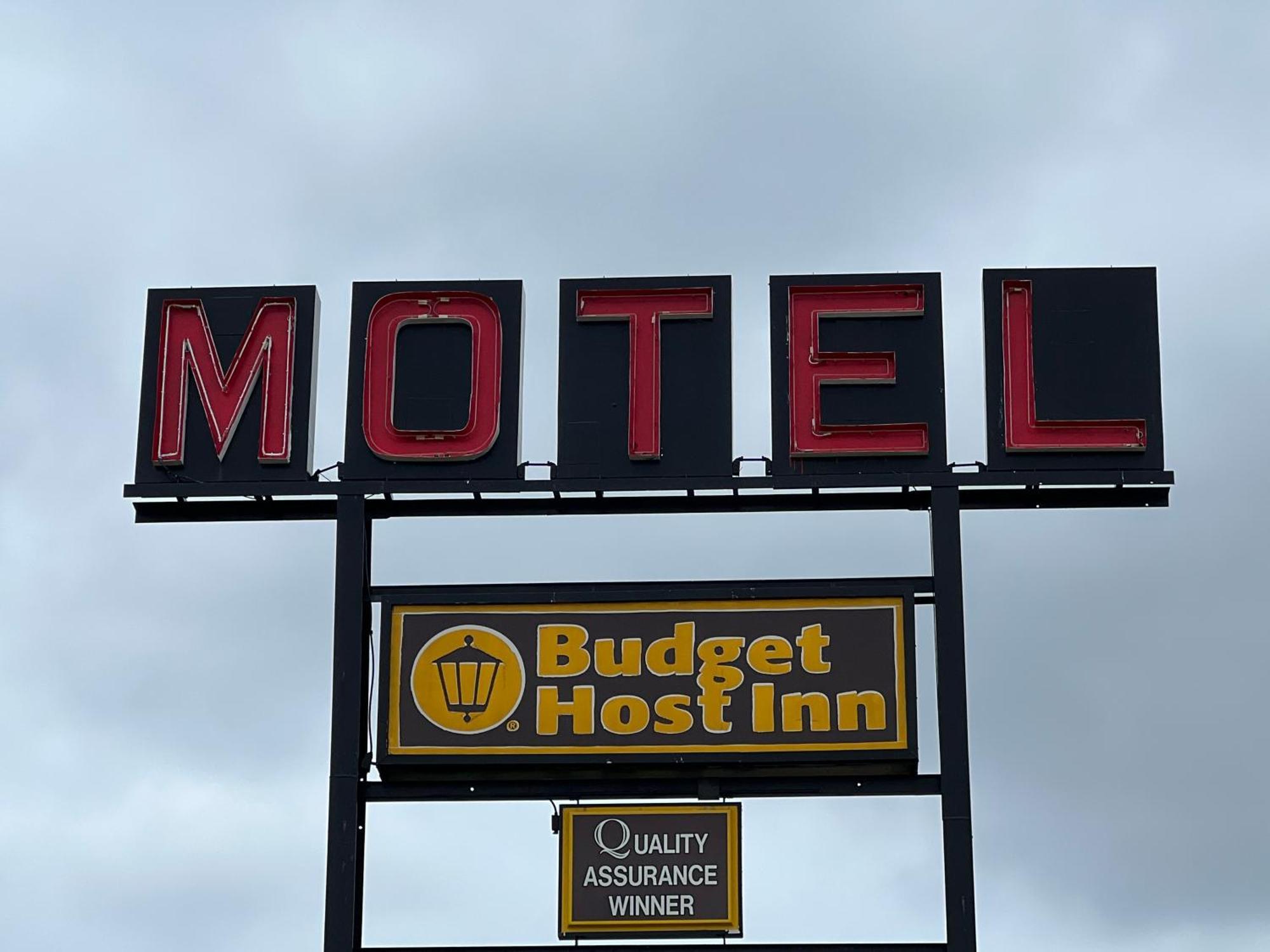 Budget Host Inn - Emporia Kültér fotó